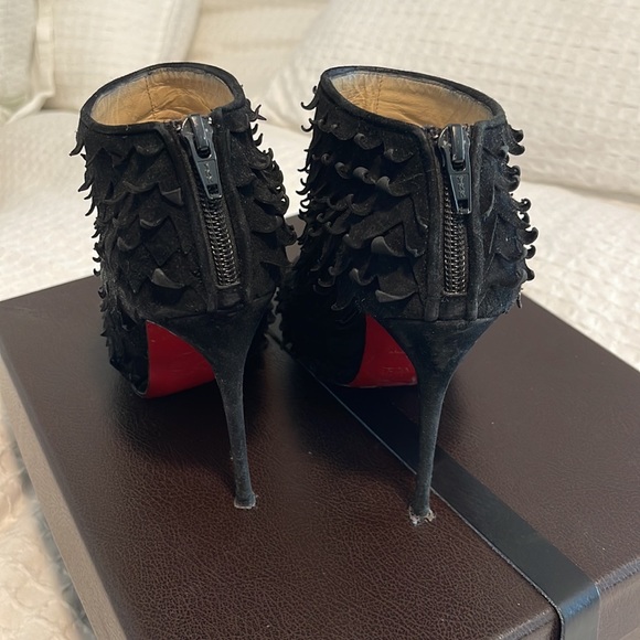 Louboutin heels - Picture 3 of 4